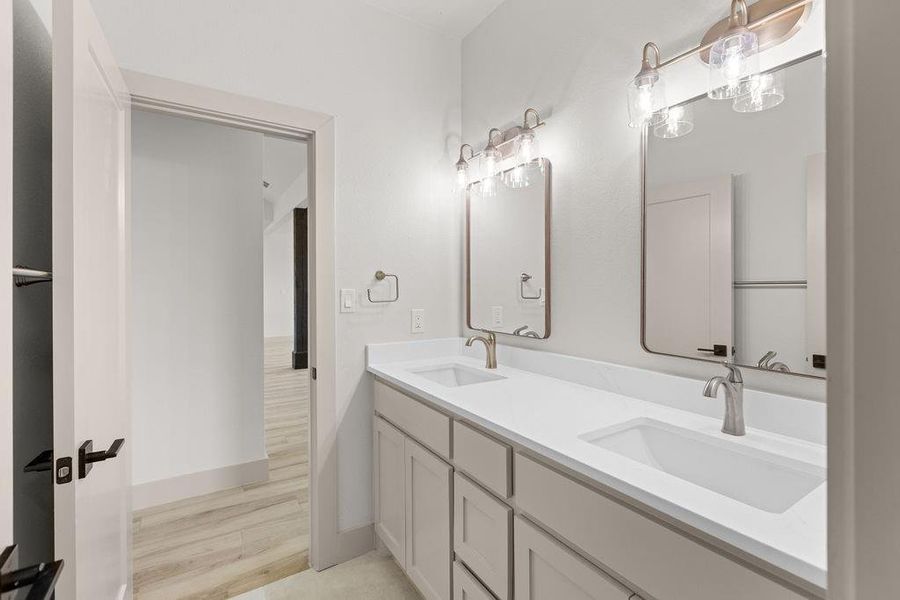 Furnished interior view inside a new home in , Whitesboro (Image 9).