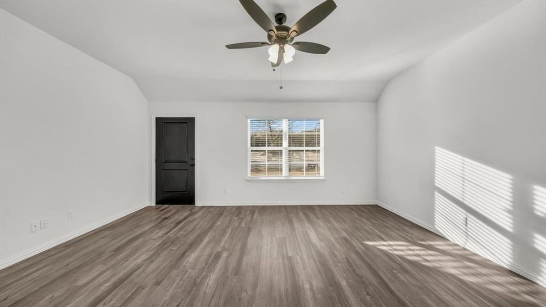 Spacious, unfurnished interior of a new home in , Poolville (Image 36).