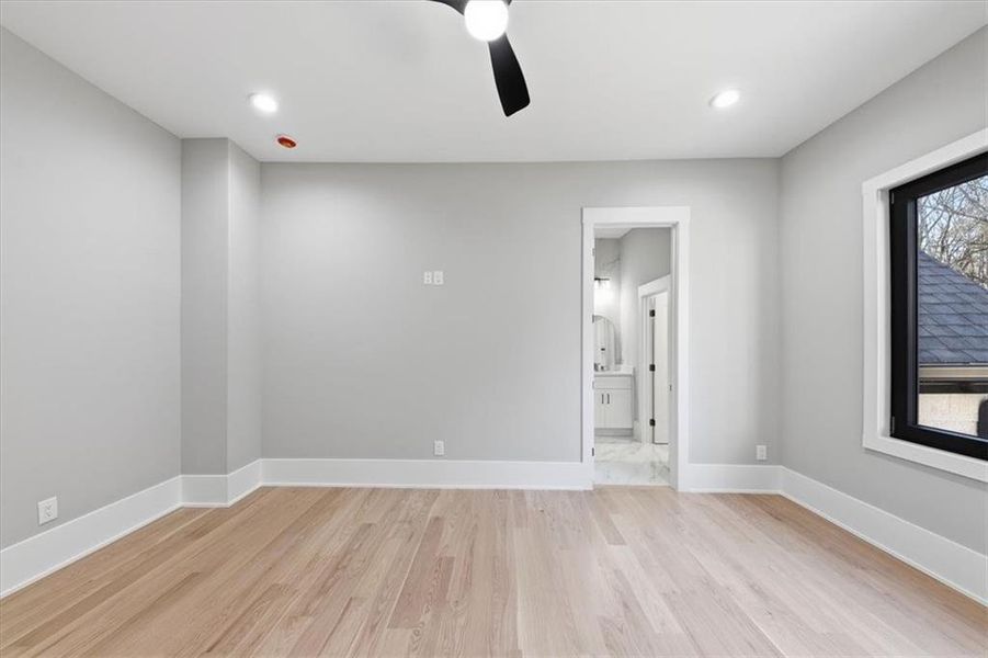 Spacious, unfurnished interior of a new home in , Lawrenceville (Image 64).