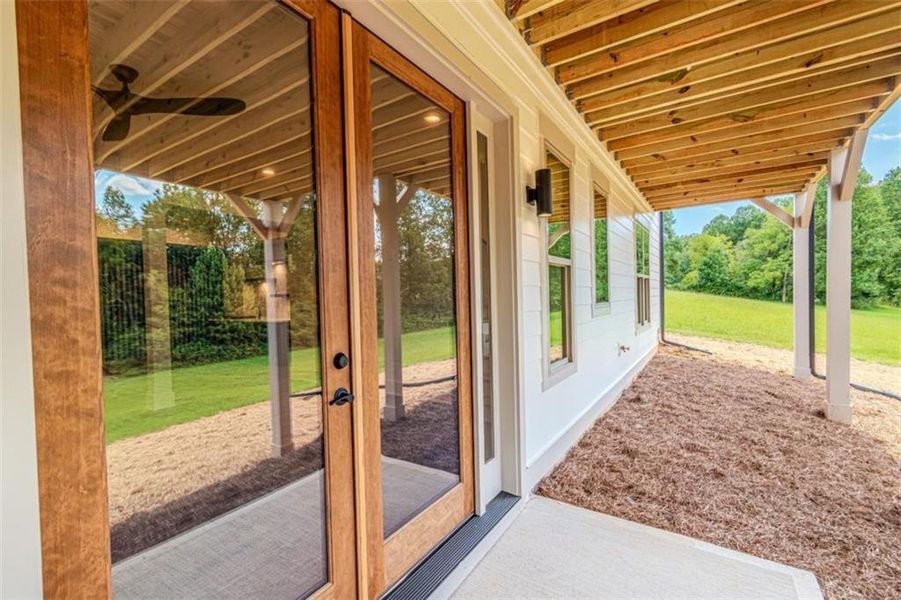Exterior details and patio area of a home in , Blairsville (Image 38).