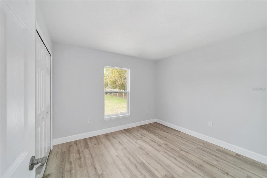 Spacious, unfurnished interior of a new home in , Dunnellon (Image 36).