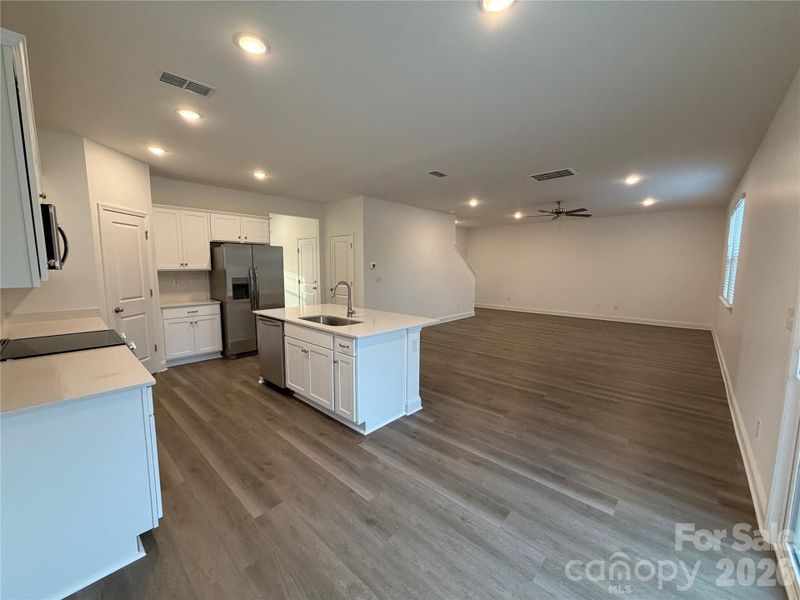 Image 17 of a home in .