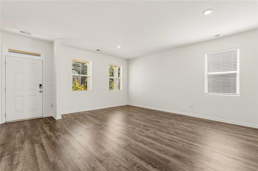 Spacious, unfurnished interior of a new home in Bridle Creek, Locust Grove (Image 30). Spacious, unfurnished interior of a new home in Bridle Creek, Locust Grove (Image 30).