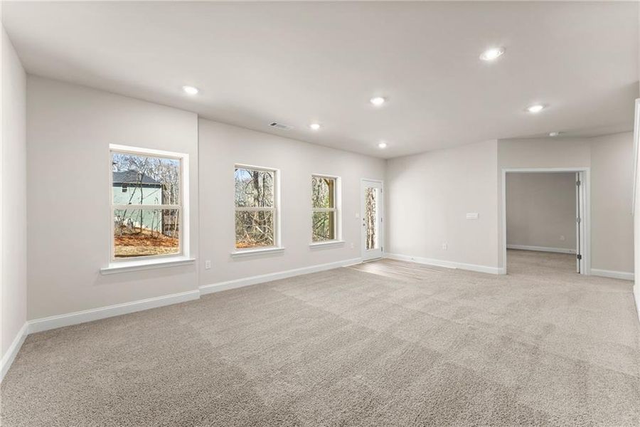 Spacious, unfurnished interior of a new home in Magnolia Villas, Cornelia (Image 47).