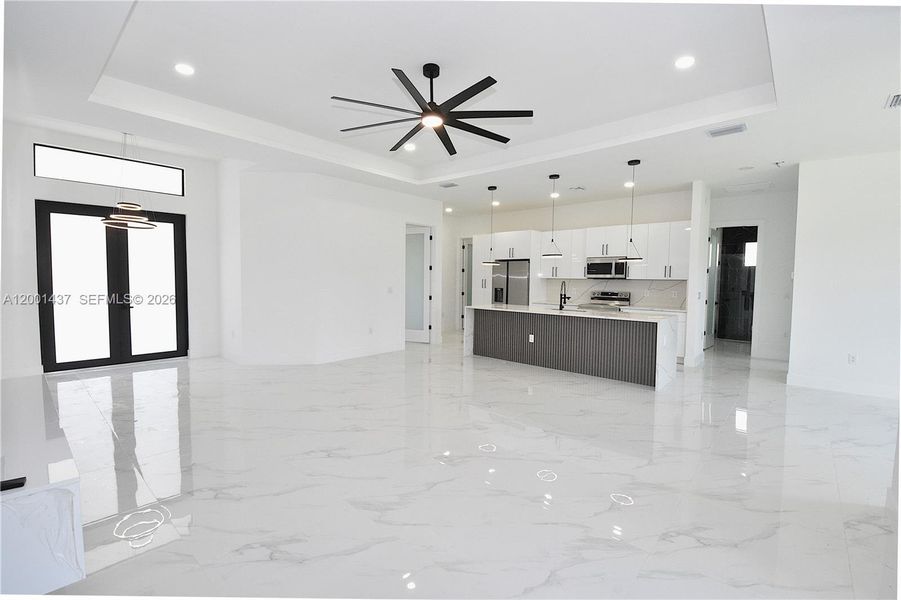 Spacious, unfurnished interior of a new home in , Lehigh Acres (Image 17).
