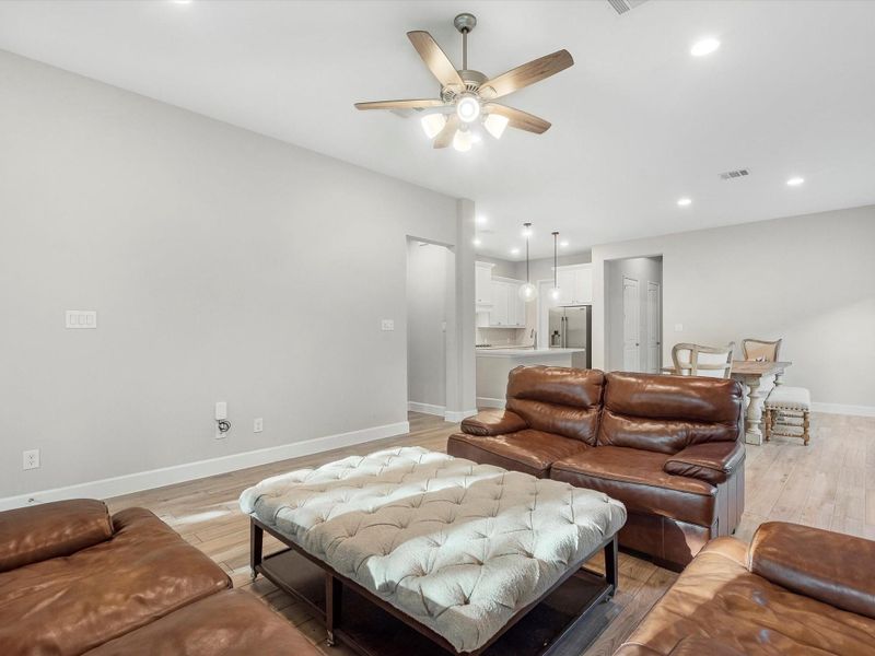 Furnished interior view inside a new home in Artavia 45', Conroe (Image 14). Furnished interior view inside a new home in Artavia 45', Conroe (Image 14).