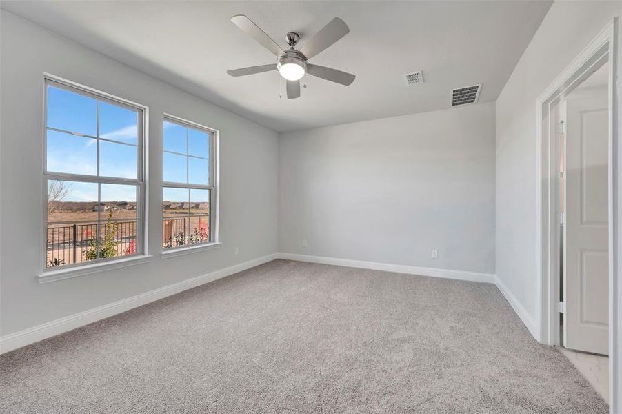 Spacious, unfurnished interior of a new home in Lilybrooke at Legacy Hills, Celina (Image 27).