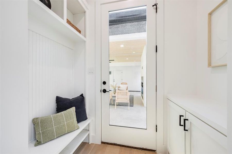 Furnished interior view inside a new home in , Dallas (Image 16).