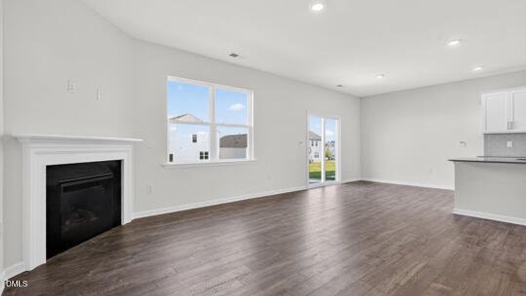 Galvins Ridge_Hayden B_463_White_FP_SPEC Galvins Ridge_Hayden B_463_White_FP_SPEC