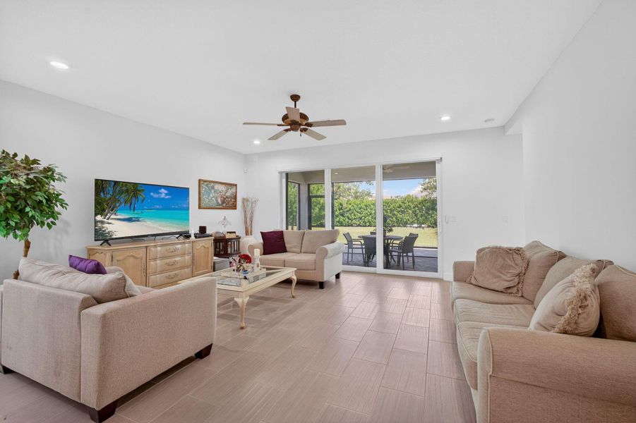Furnished interior view inside a new home in , Port St. Lucie (Image 38).