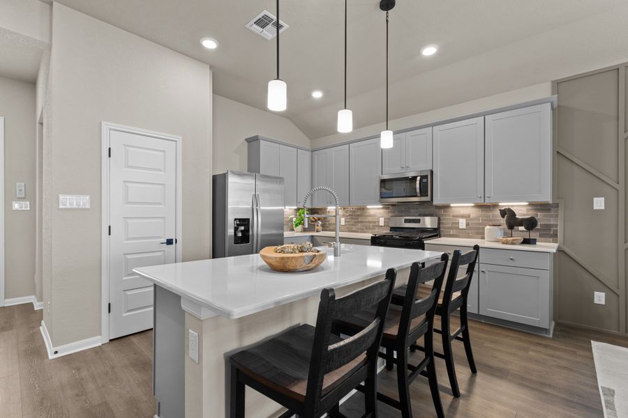 Representative furnished interior of a home built from the Brooks by Beazer Homes in Comanche Ridge, San Antonio (Image 5).
