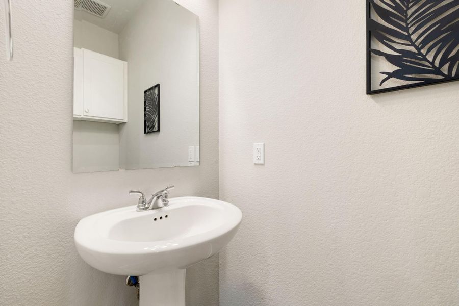 Close-up of interior finishes inside a home in Meridiana, Manvel (Image 21).