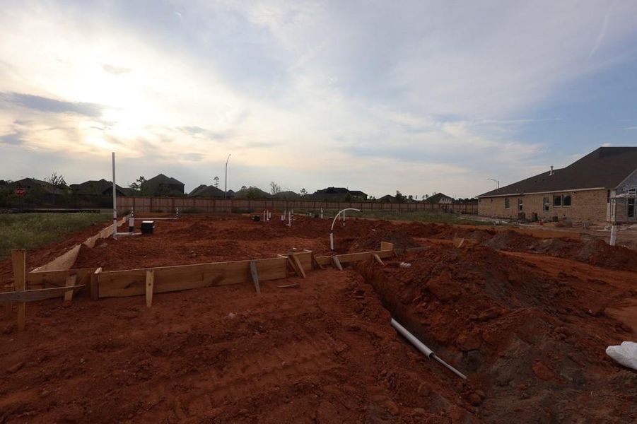 Every foundation at DWH is engineered and it’s inspected three times! We do not do “batch” testing. Rest easy knowing your foundation comes with a 10 year warranty. Every foundation at DWH is engineered and it’s inspected three times! We do not do “batch” testing. Rest easy knowing your foundation comes with a 10 year warranty.