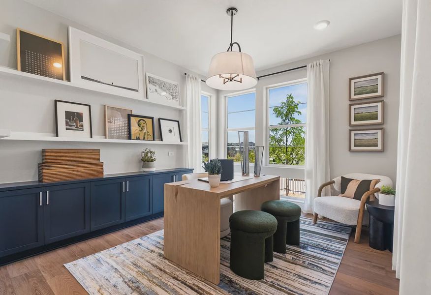 Emerson Model Study - 9 of 19