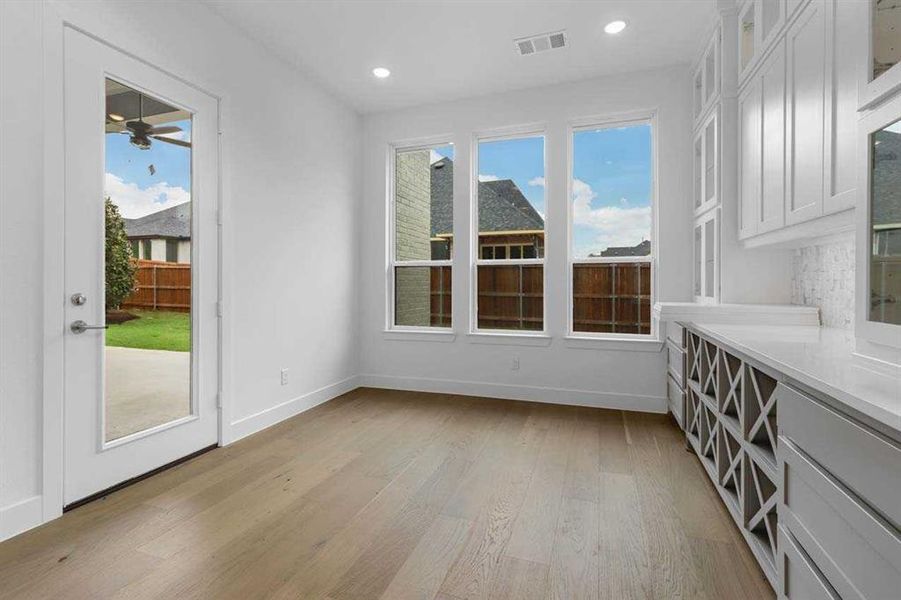Spacious, unfurnished interior of a new home in Saddle Star Estates, Rockwall (Image 23).