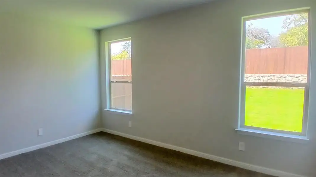 Spacious, unfurnished interior of a new home in The Canyons, Keene (Image 8).