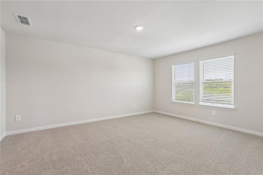 Spacious, unfurnished interior of a new home in Ivey Township, Dallas (Image 24). Spacious, unfurnished interior of a new home in Ivey Township, Dallas (Image 24).