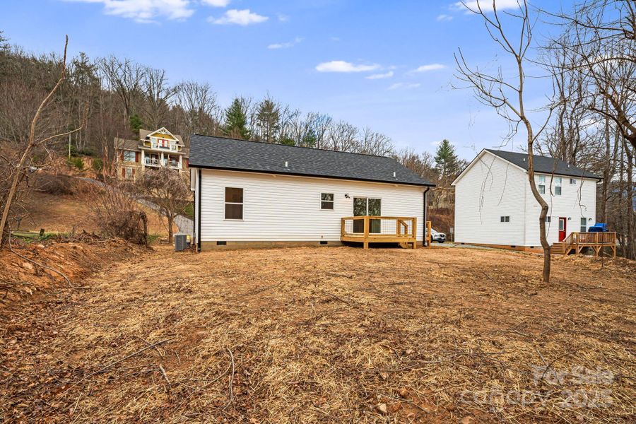 Exterior details and patio area of a home in , Swannanoa (Image 23).