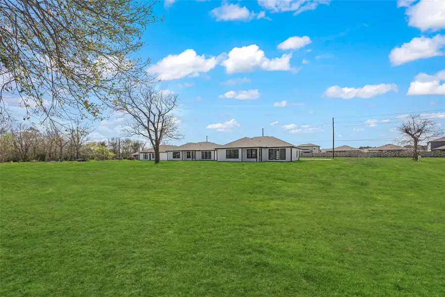 Exterior details and patio area of a home in , Dayton (Image 4).