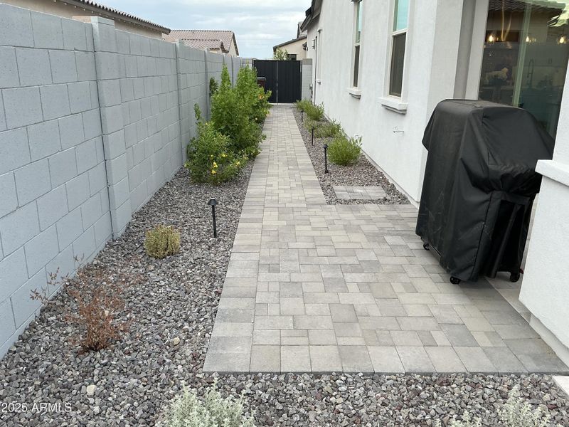 Side Yard Paver Walkway Side Yard Paver Walkway