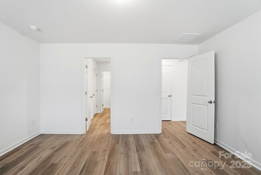 Spacious, unfurnished interior of a new home in Wilson Creek, Indian Land (Image 23). Spacious, unfurnished interior of a new home in Wilson Creek, Indian Land (Image 23).