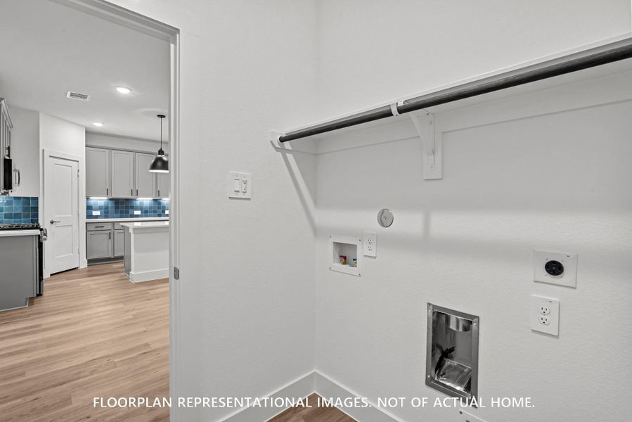 Spacious, unfurnished interior of a new home in Magnolia Ridge, Magnolia (Image 18).