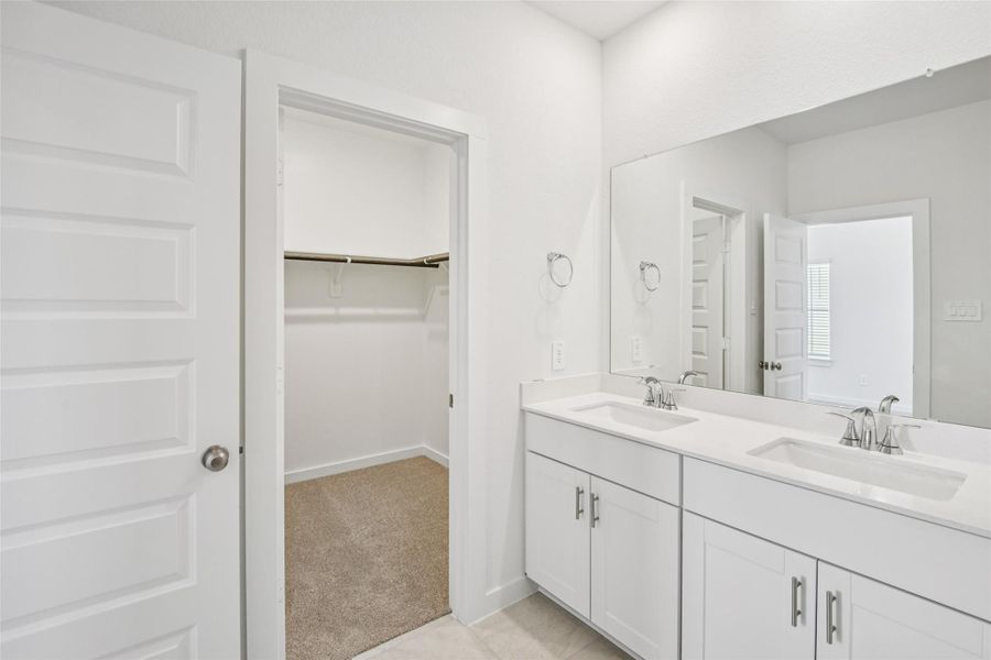 Photo is not of the actual home, but is an inspirational photo of builder’s model home and may depict options, furnishings, and/or decorator features that are not included Photo is not of the actual home, but is an inspirational photo of builder’s model home and may depict options, furnishings, and/or decorator features that are not included