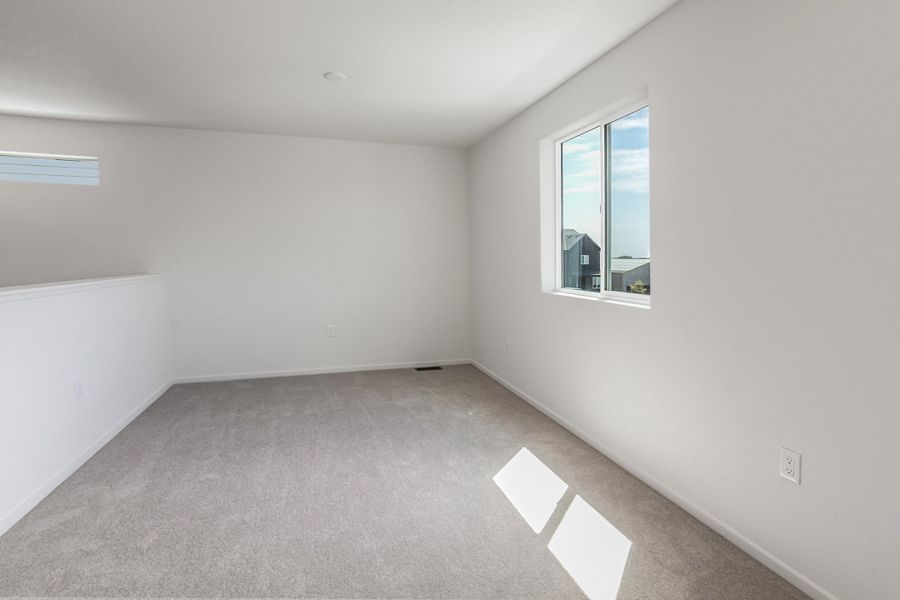 Spacious, unfurnished interior of a new home in Bloom, Fort Collins (Image 33).