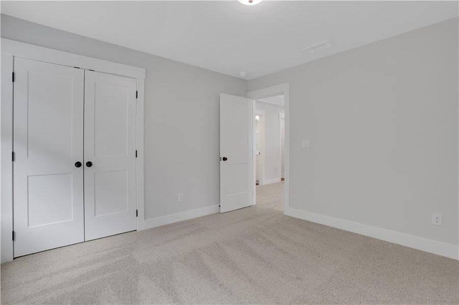 Spacious, unfurnished interior of a new home in Villas at Dawsonville, Dawsonville (Image 40).