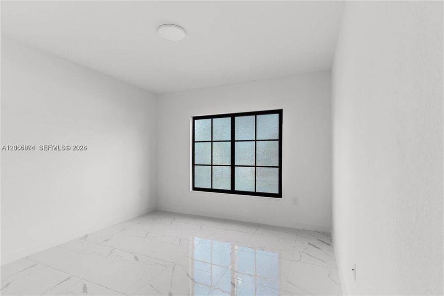 Spacious, unfurnished interior of a new home in , Homestead (Image 11).