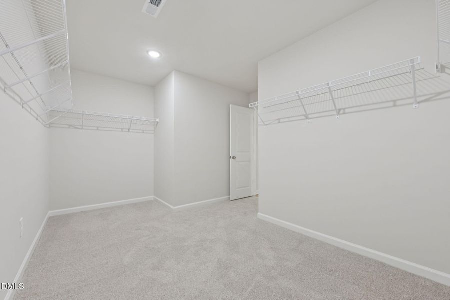 42-web-or-mls-Raleigh - Oak Manor - 500