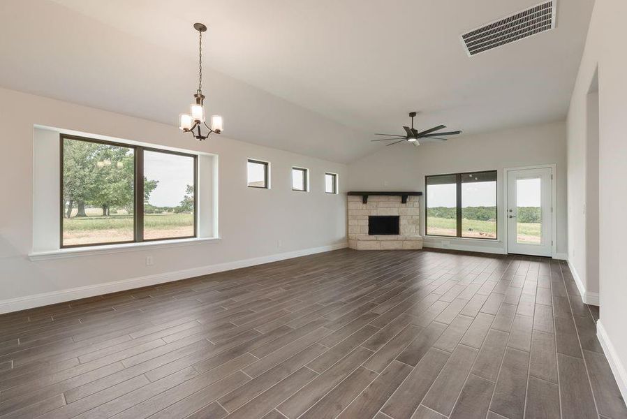 Spacious, unfurnished interior of a new home in , Whitesboro (Image 17).