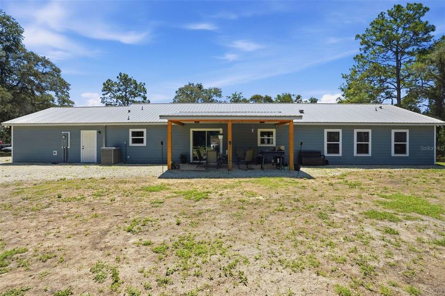 Exterior details and patio area of a home in , Homosassa (Image 23). Exterior details and patio area of a home in , Homosassa (Image 23).