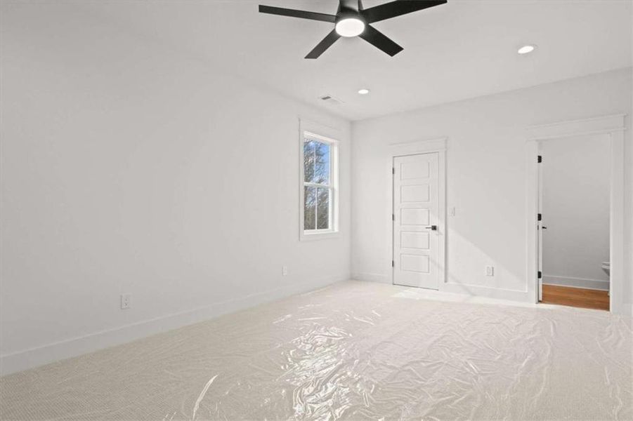 Spacious, unfurnished interior of a new home in , Carrollton (Image 48).