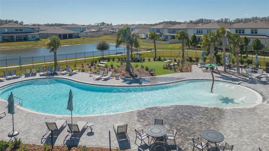 Community amenities in , Land O' Lakes (Image 40).