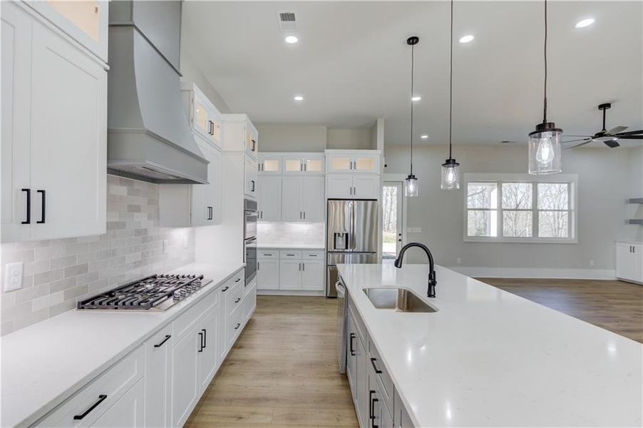Furnished interior view inside a new home in , Jefferson (Image 8).