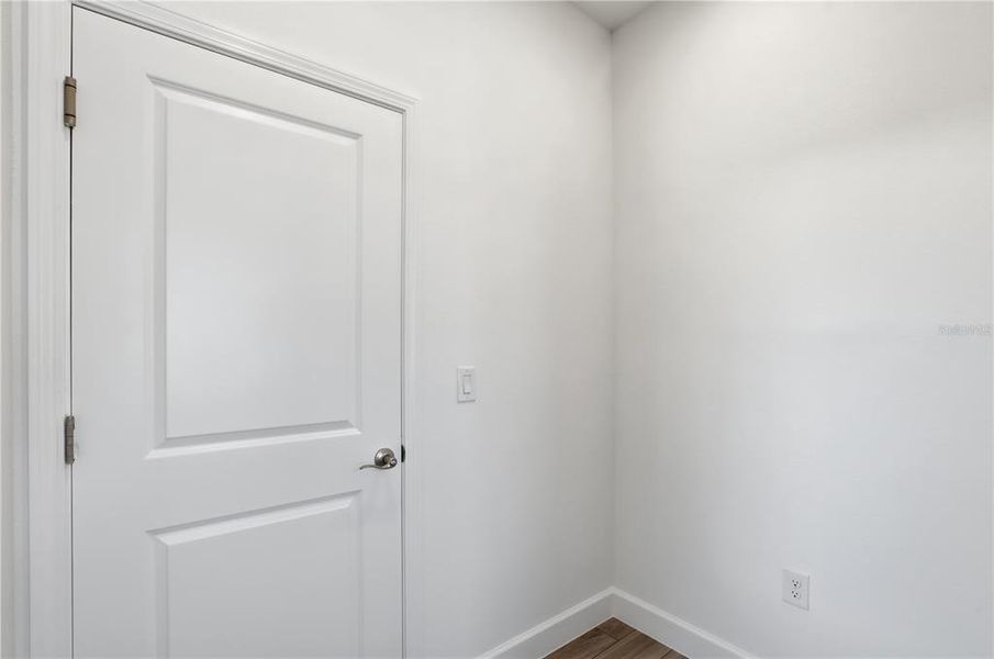 Spacious, unfurnished interior of a new home in , Sanford (Image 25).