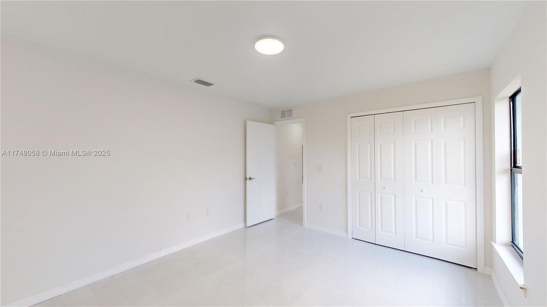 Spacious, unfurnished interior of a new home in , Cape Coral (Image 18). Spacious, unfurnished interior of a new home in , Cape Coral (Image 18).