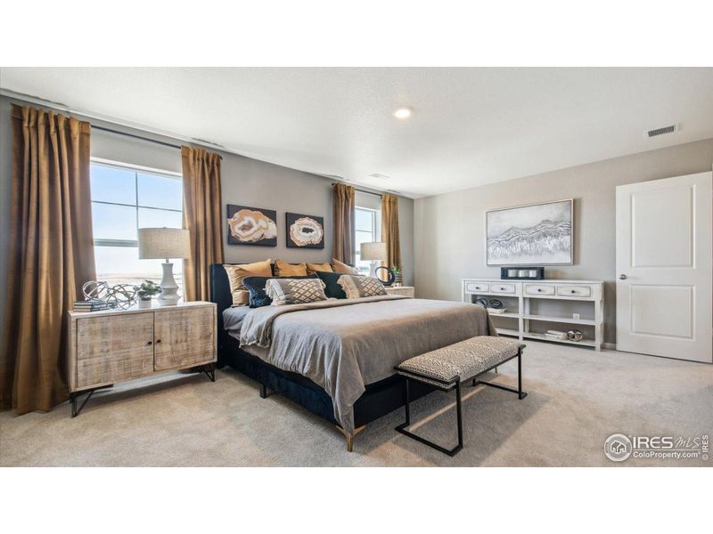 Furnished interior view inside a new home in Vista Meadows, Fort Lupton (Image 15).