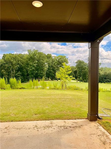 Exterior details and patio area of a home in Creekside, Dawsonville (Image 30).