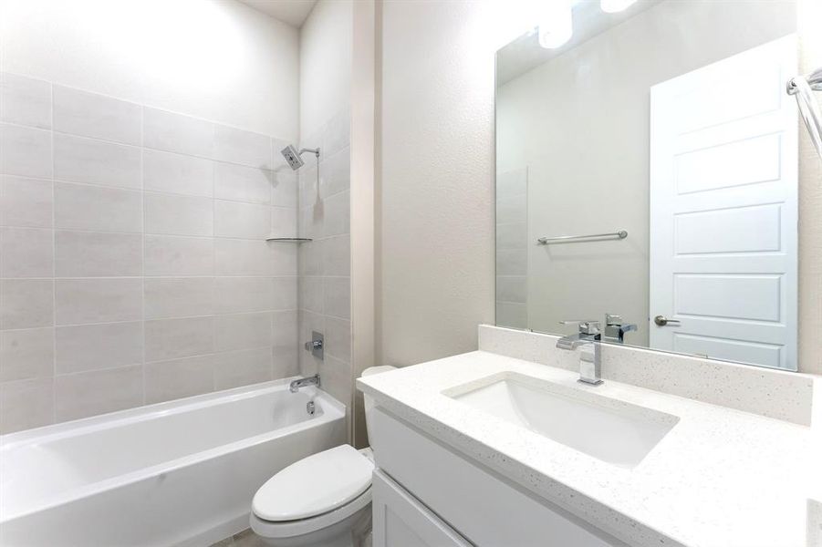 Furnished interior view inside a new home in Polo Ridge, Mesquite (Image 8). Furnished interior view inside a new home in Polo Ridge, Mesquite (Image 8).