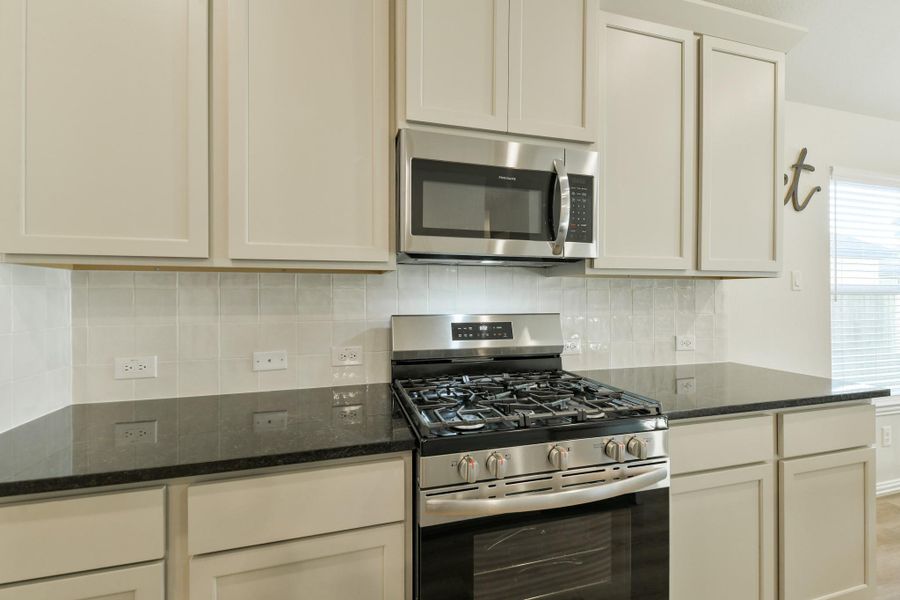 Furnished interior view inside a new home in Oakwood Estates, Waller (Image 28).