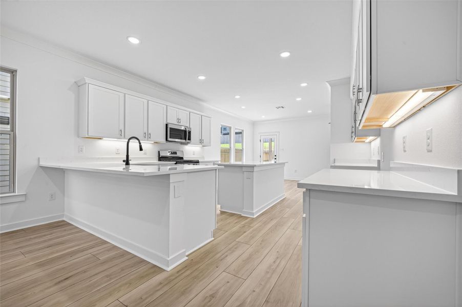 Furnished interior view inside a new home in Mostyn Springs, Magnolia (Image 14).