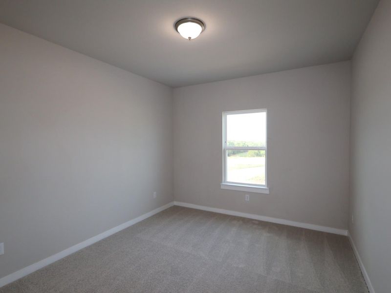 Spacious, unfurnished interior of a new home in Edgewood, Leander (Image 10).