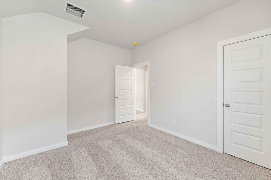 Spacious, unfurnished interior of a new home in Bluestem, Brookshire (Image 20).