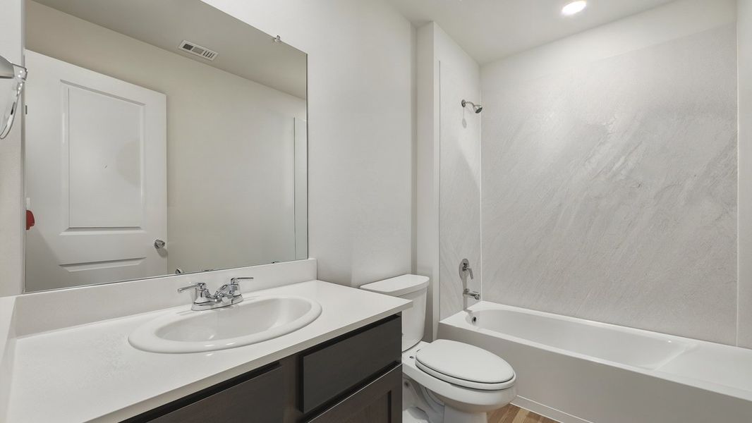 Furnished interior view inside a new home in Oak Valley Estates, Bullard (Image 3).