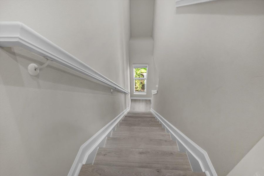 Spacious, unfurnished interior of a new home in , Westlake (Image 24).