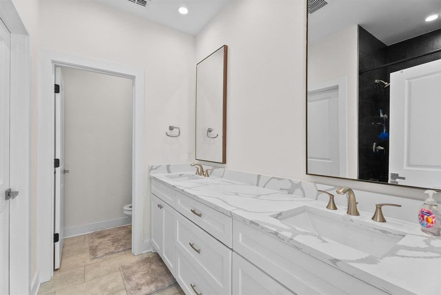 Furnished interior view inside a new home in , Winona (Image 7).