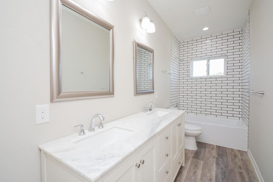 Furnished interior view inside a new home in , Houston (Image 16).