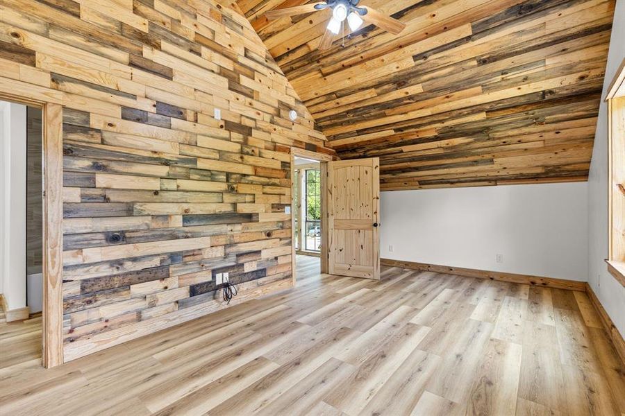 Spacious, unfurnished interior of a new home in , Lone Oak (Image 30). Spacious, unfurnished interior of a new home in , Lone Oak (Image 30).